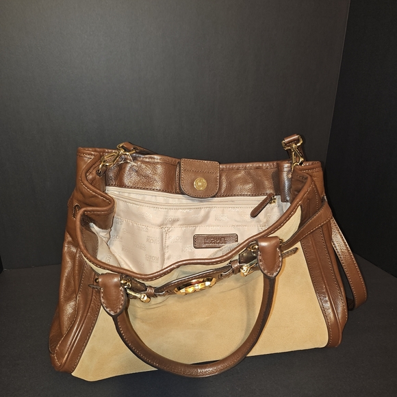 Michael Kors Hudson Brown and Tan Women's Bag - Picture 5 of 9